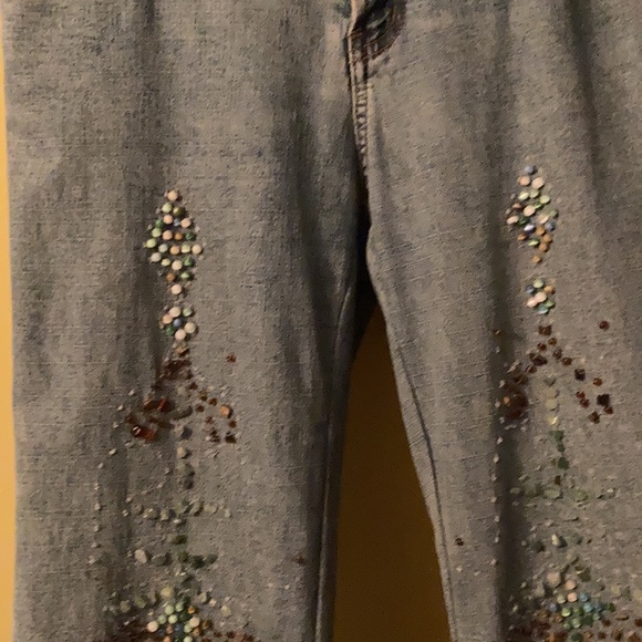 Cache - Picture 5 of 5